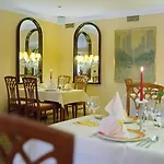 Straelener Hof 3*